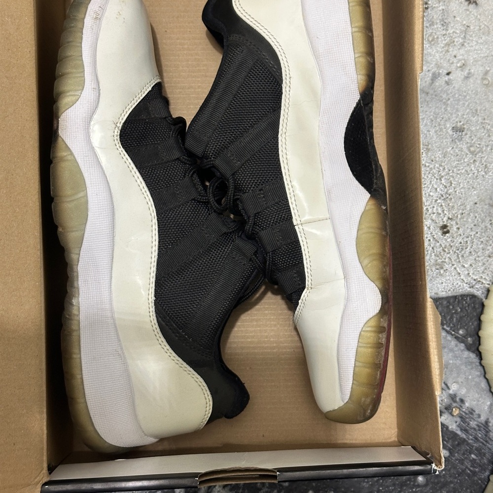 Jordan 11 lows